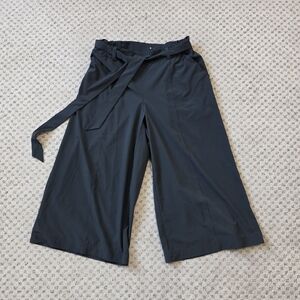 Royal robbins wide leg capri